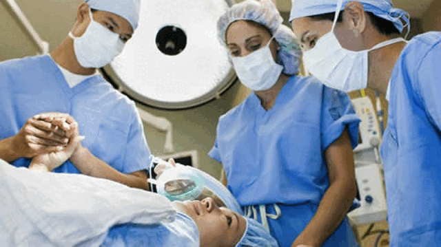 ATENCIÓN A PACIENTES QUIRÚRGICOS