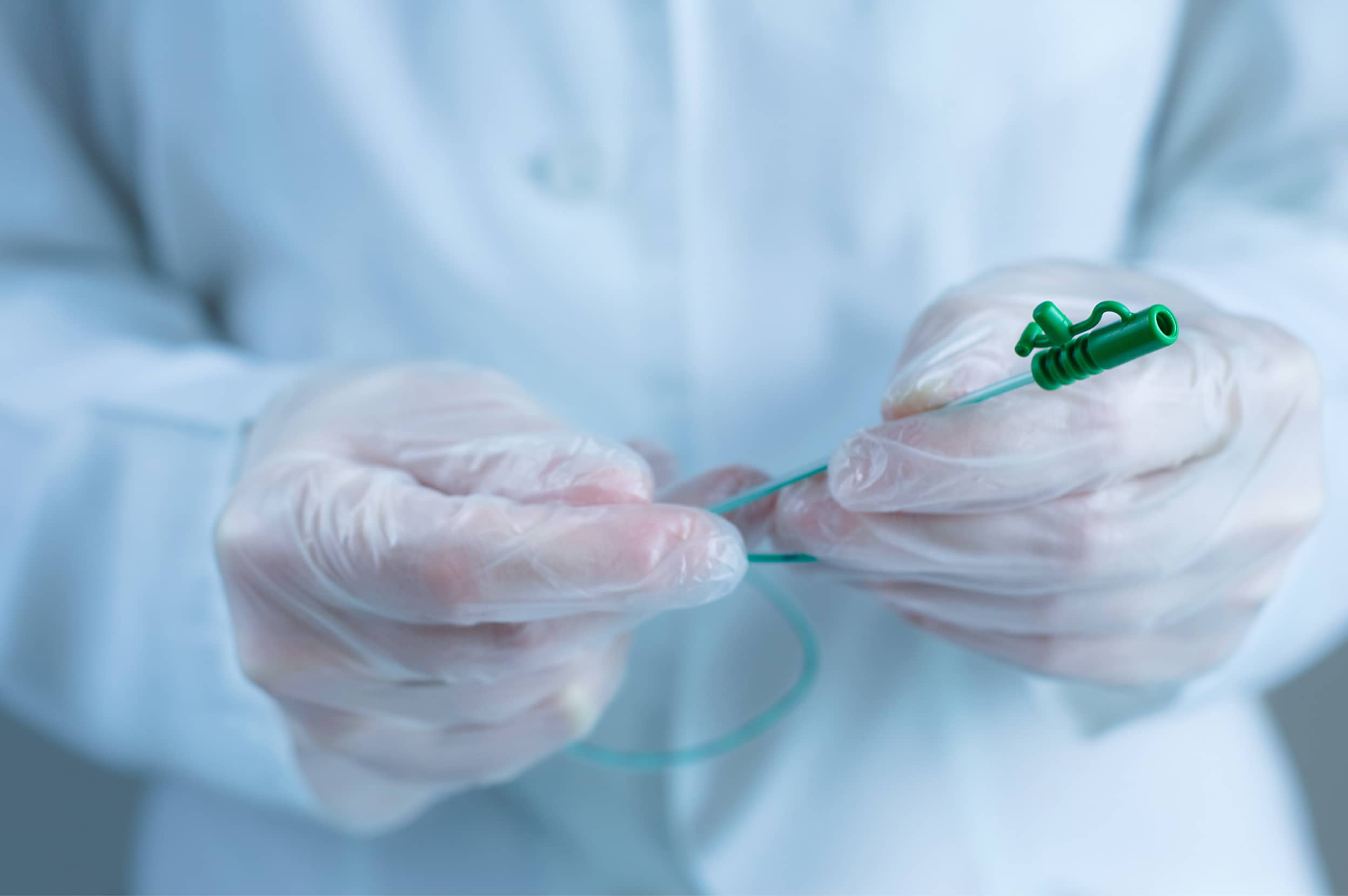 COLOCACIÓN DE SONDA VESICAL Y CUIDADOS DE ENFERMERIA