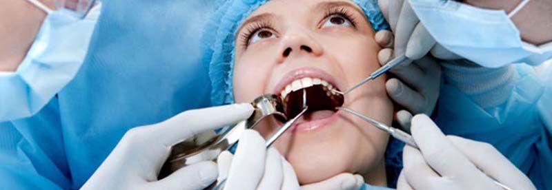 CIRUGÍA ORAL MAXIOFACIAL