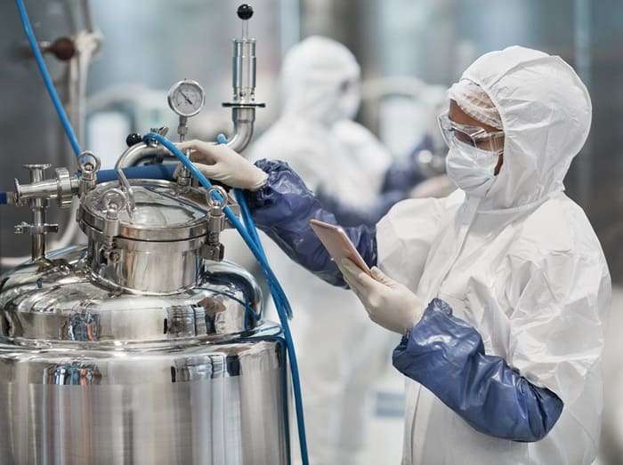 BUENAS PRÁCTICAS DE MANUFACTURA EN LA INDUSTRIA FARMACÉUTICA